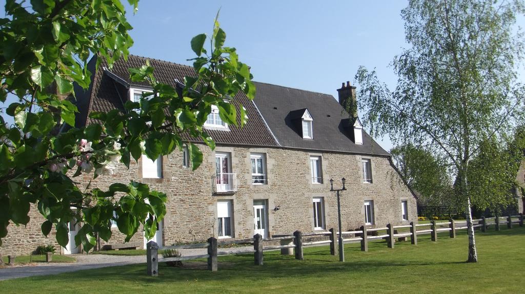 Gites De L'Aumondiere Condé-sur-Noireau Kültér fotó